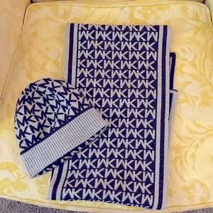 Michael Kors Logo print matching Charcoal Grey Hat and Scarf coordinating set